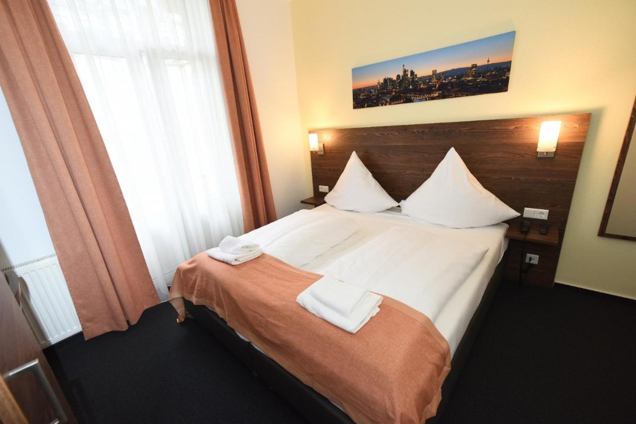 Hotel Little Paris Frankfurt am Main Exteriör bild